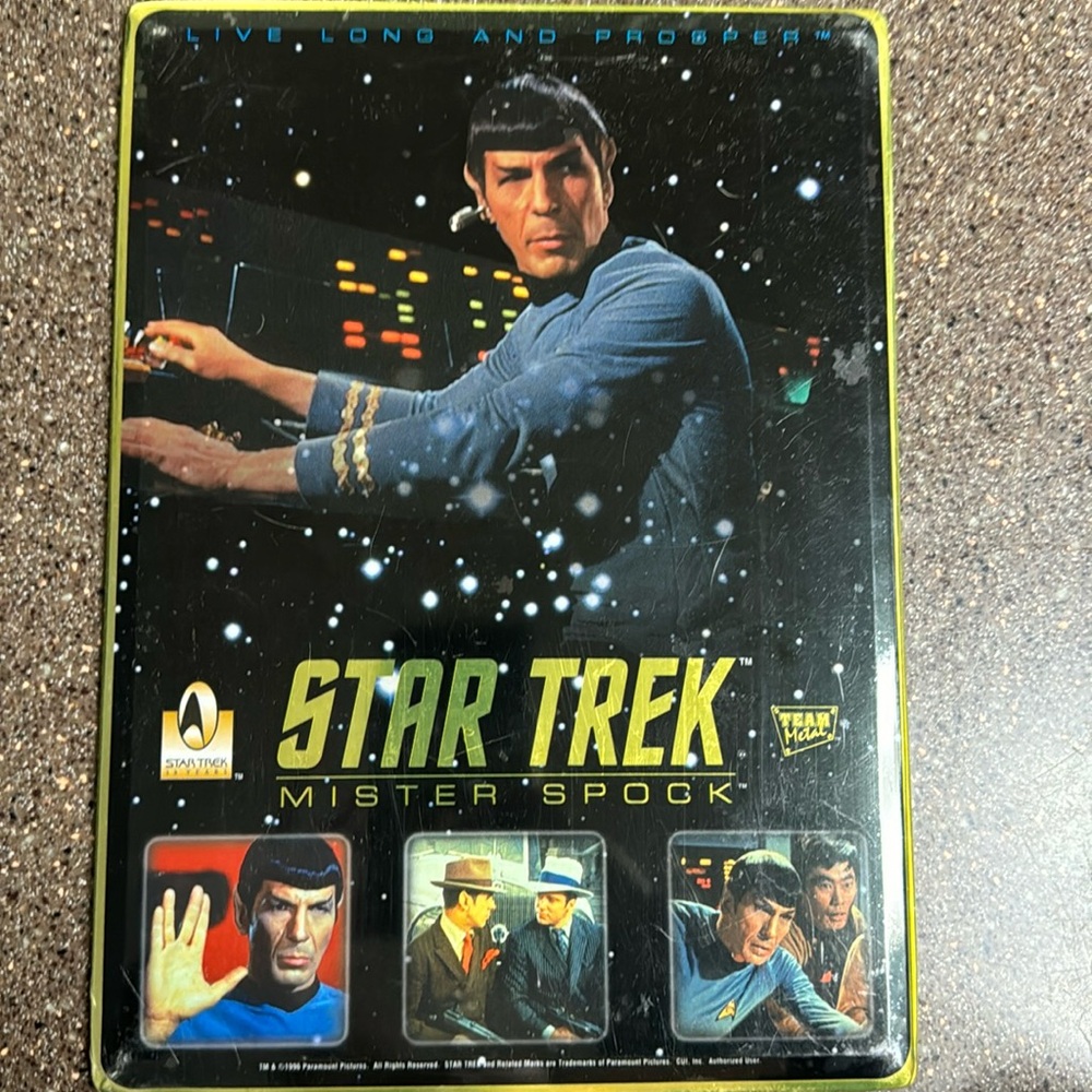 STAR TREK MR SPOCK TIN FRAME/WALL ART TEAM METAL